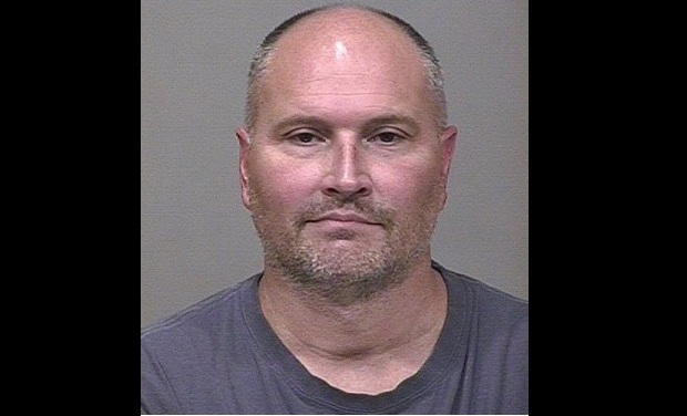 Former NBA player, Suns Guard Rex Chapman was caught on the surveillance camera for stealing goods. Photo: AP Former NBA player, Suns Guard Rex Chapman was caught on the surveillance camera for stealing goods. Photo: AP